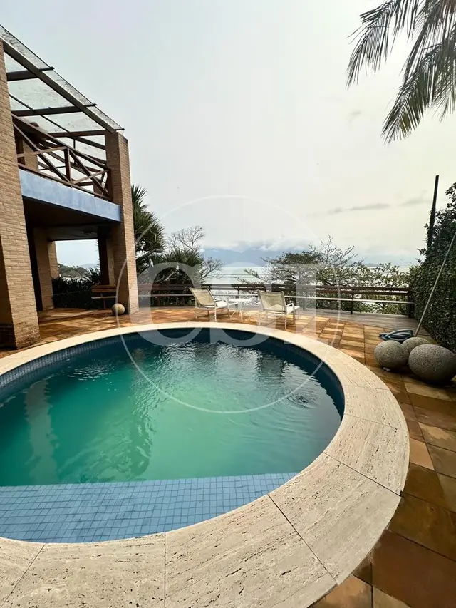 Vista Panorâmica para o Canal – 4 Suítes na Praia da Armação - Ilhabela/SP
