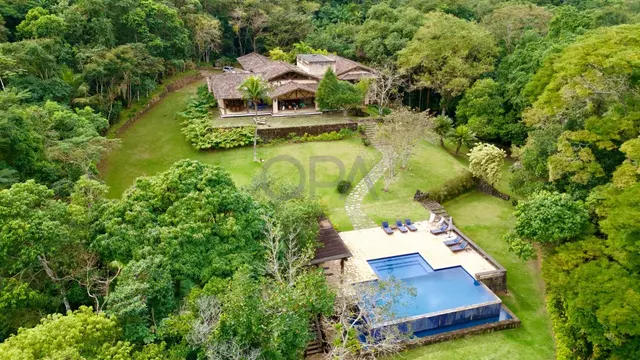 Casa espetacular com 18.000m², vista panorâmica e cachoeira privativa – Cocaia, Ilhabela/SP