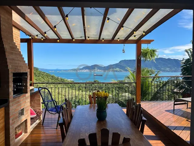 Casa com Vista Deslumbrante para o Mar no Siriúba 1 – Ilhabela/SP