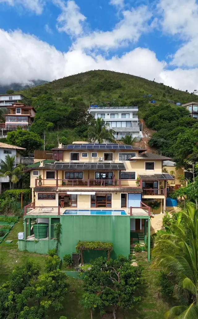 Casa com vista panorâmica no Siriúba